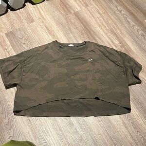 Gymshark Cropped Camo Top